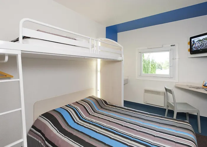 Hotelf1 Remiremont Nabord ホテル 3*