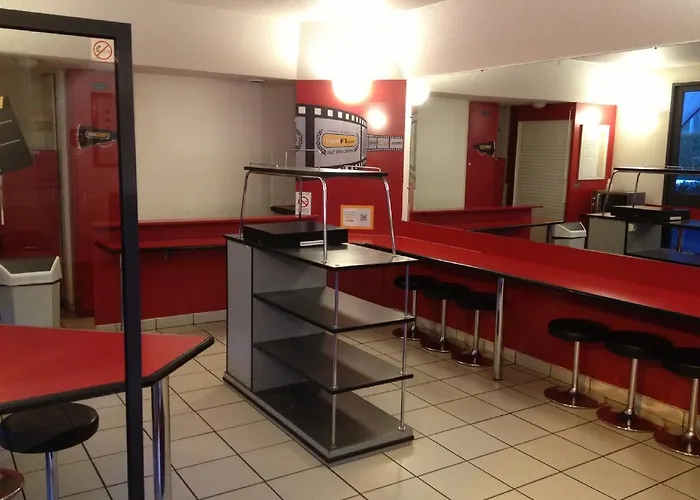 Hotelf1 Remiremont Nabord Hotel